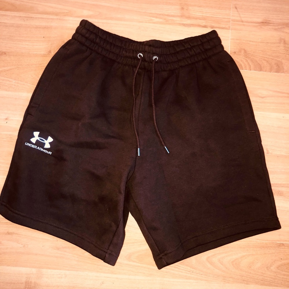 Under Armour Mens Icon Fleece Shorts Brown  Medium Size NWT